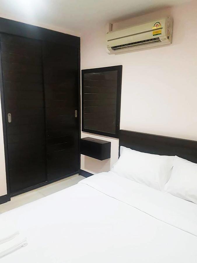 Mok Mek 72 Hotell Bangkok Eksteriør bilde
