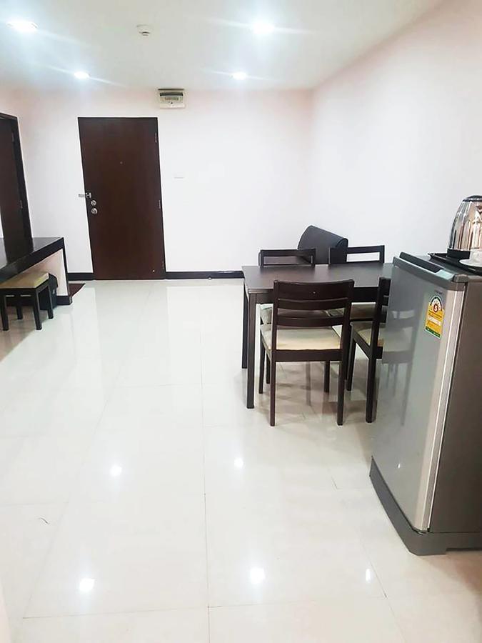 Mok Mek 72 Hotell Bangkok Eksteriør bilde