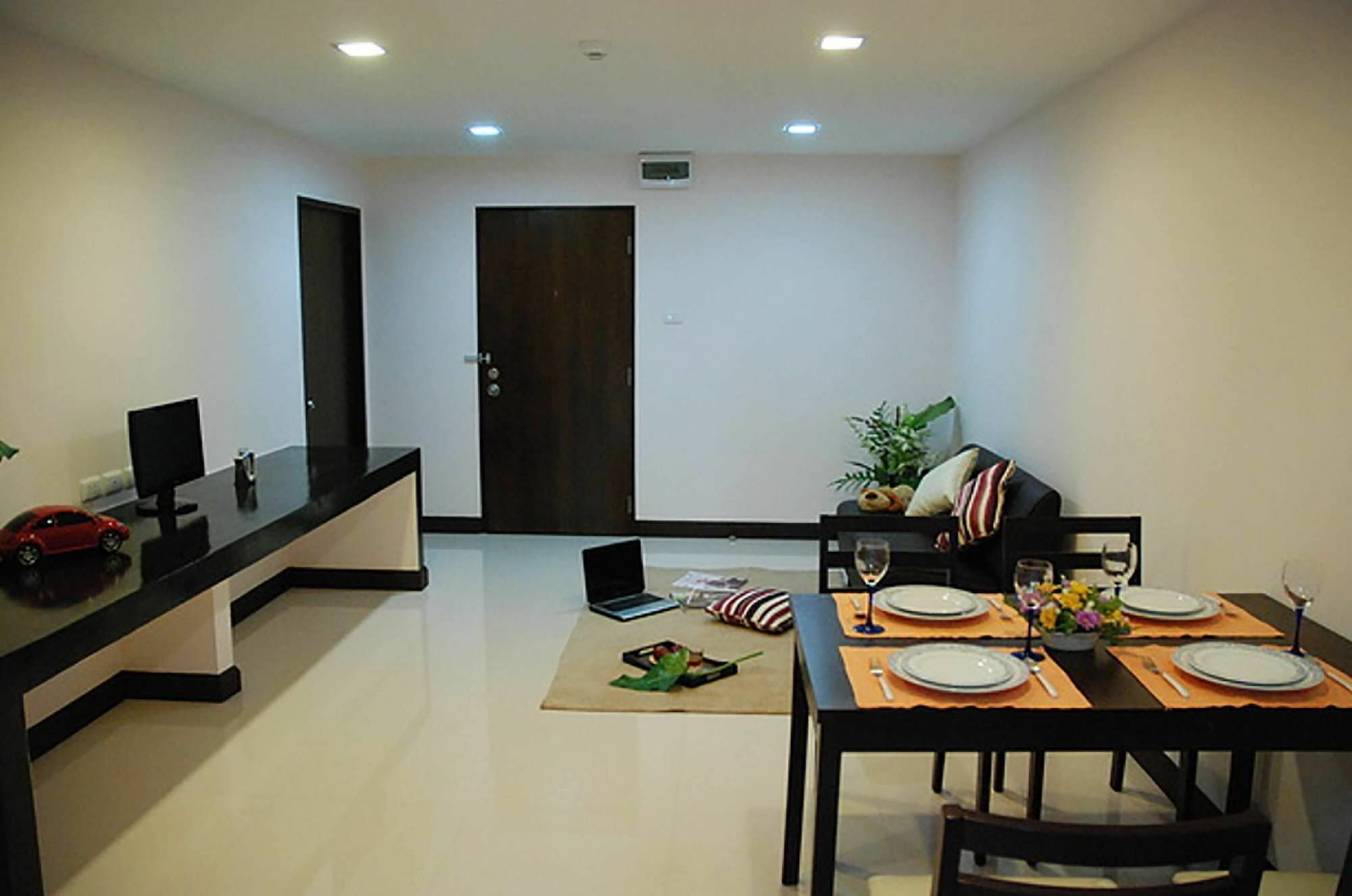 Mok Mek 72 Hotell Bangkok Eksteriør bilde